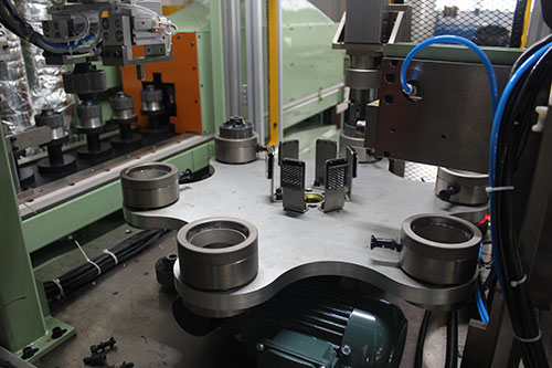 减震器衬套生产线